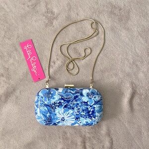 NWT Lilly Pulitzer GWP clutch